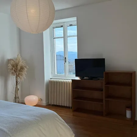 Сasa de vacaciones Privée Spacieuse Saint-Clair-du-Rhone